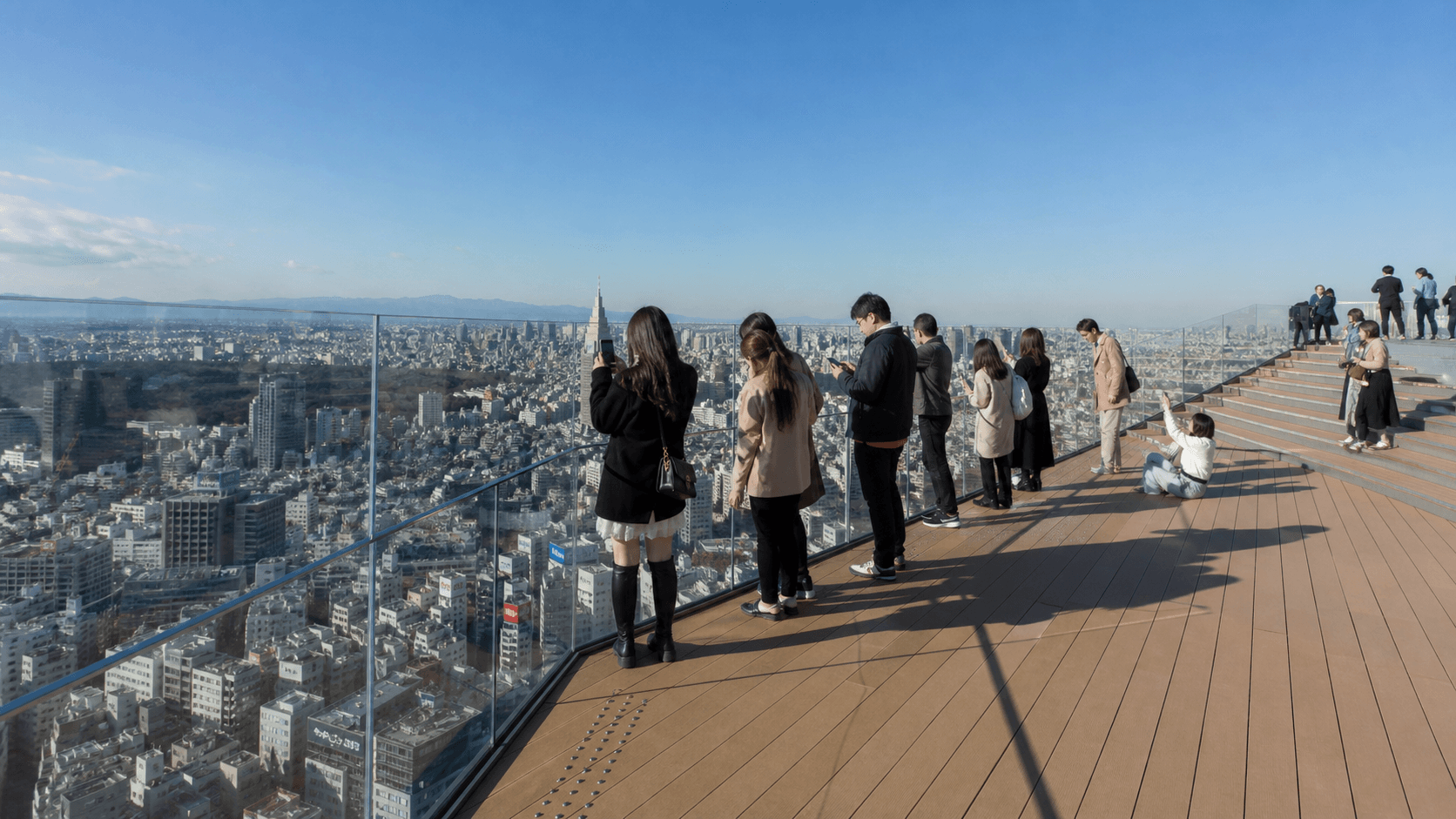 SHIBUYA SKY：开放式 Sky Stage 屋顶的当前写实编辑视觉